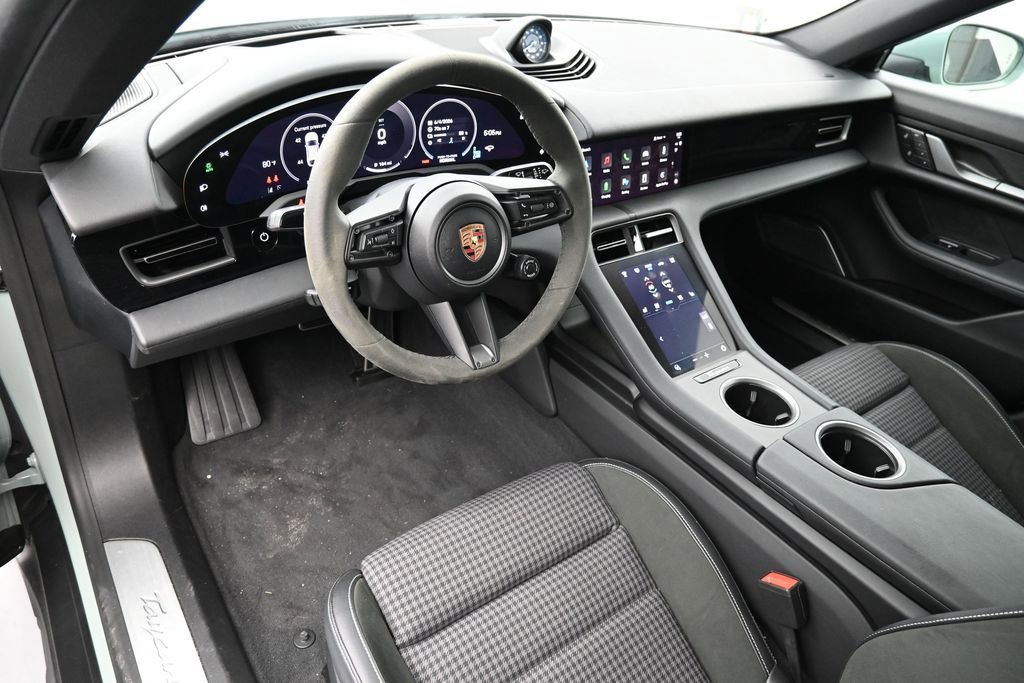 Certified 2025 Porsche Taycan 4S AWD/4WD image 4