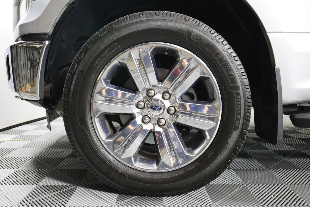 Used 2016 Ford F150 XLT w/ Equipment Group 302A Luxury AWD/4WD image 9