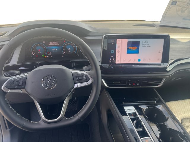 New 2026 Volkswagen Atlas Cross Sport SE FWD image 10
