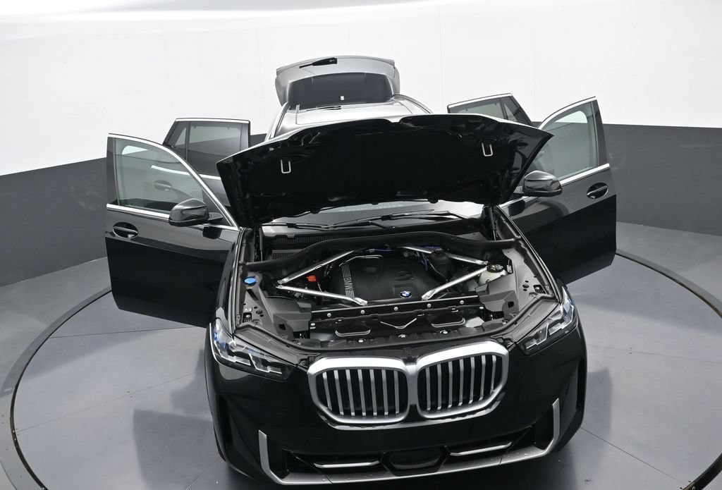 Used 2026 BMW X5 xDrive40i AWD/4WD image 39