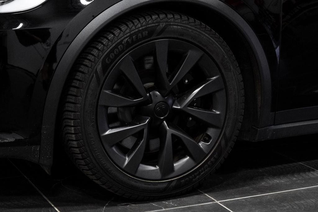 Used 2023 Tesla Model X image 60