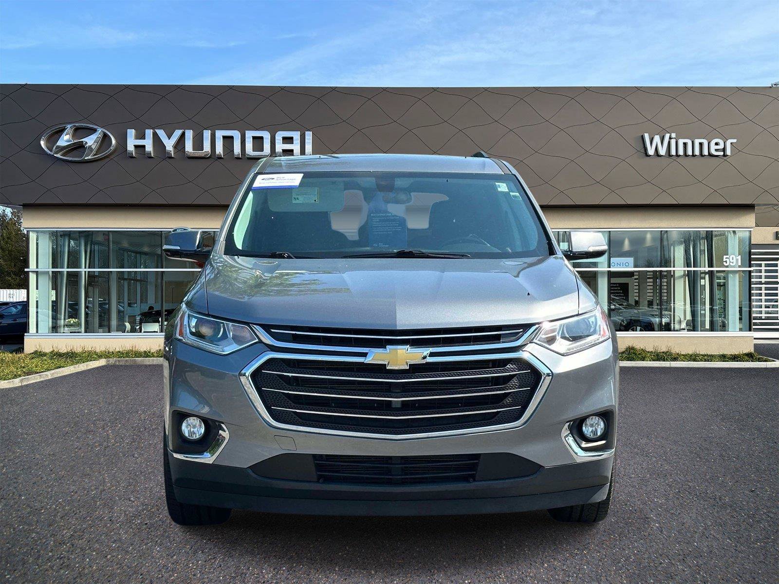 Used 2019 Chevrolet Traverse LT FWD image 7