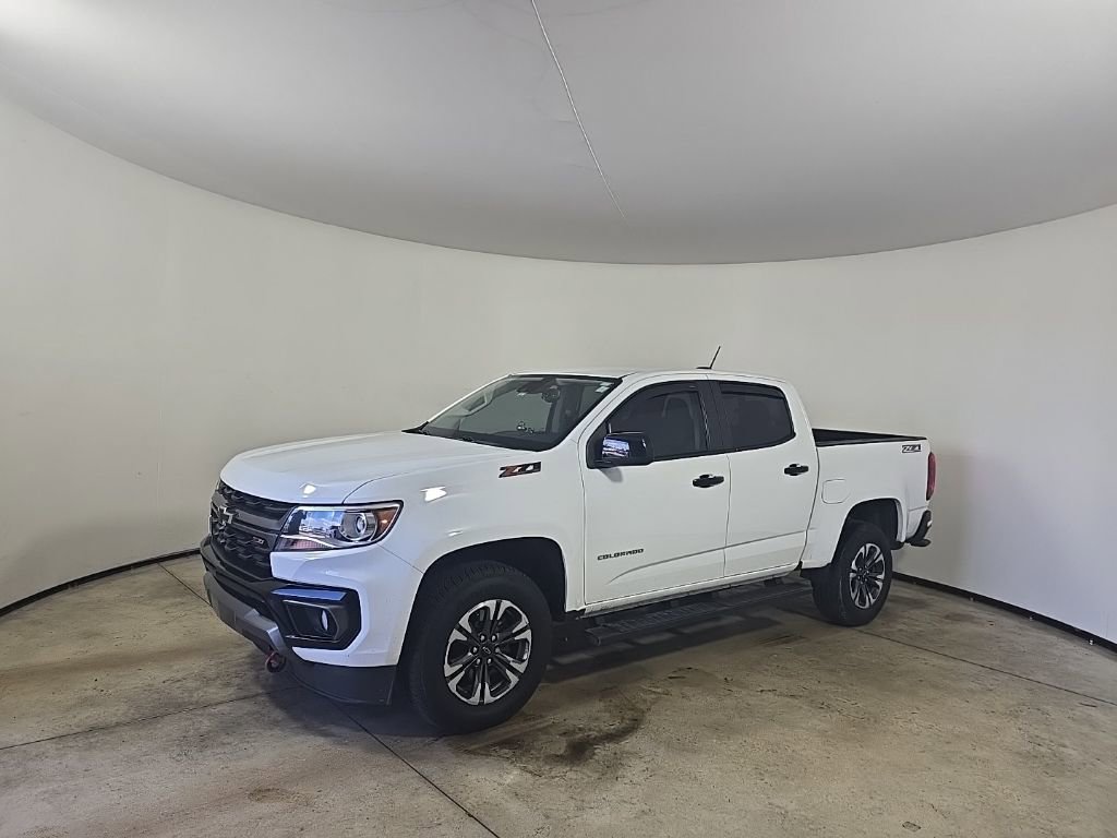 Used 2022 Chevrolet Colorado Z71 w/ Safety Package image 2