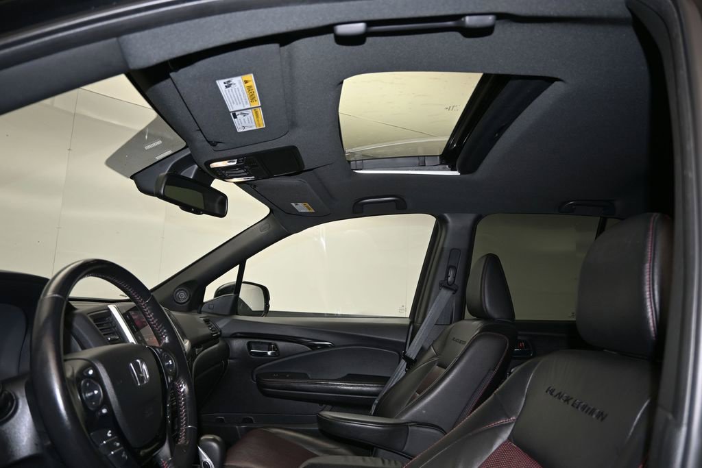 Used 2017 Honda Ridgeline Black Edition image 15