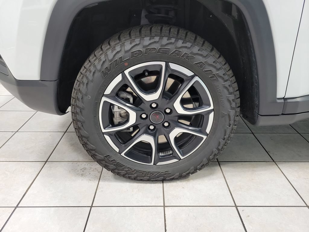 Used 2026 Jeep Compass Trailhawk AWD/4WD image 51