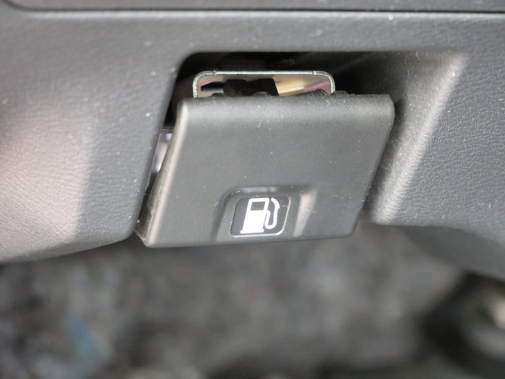Used 2021 Nissan Altima 2.5 SV w/ SV Premium Package FWD image 36