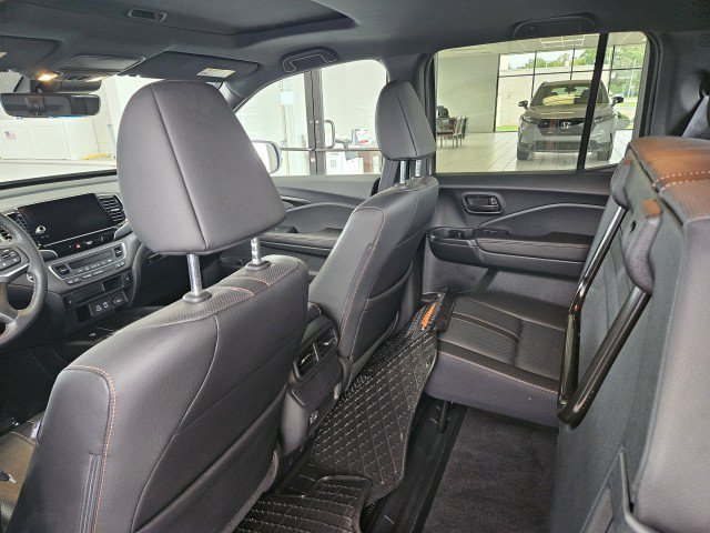 Used 2024 Honda Ridgeline TrailSport image 10