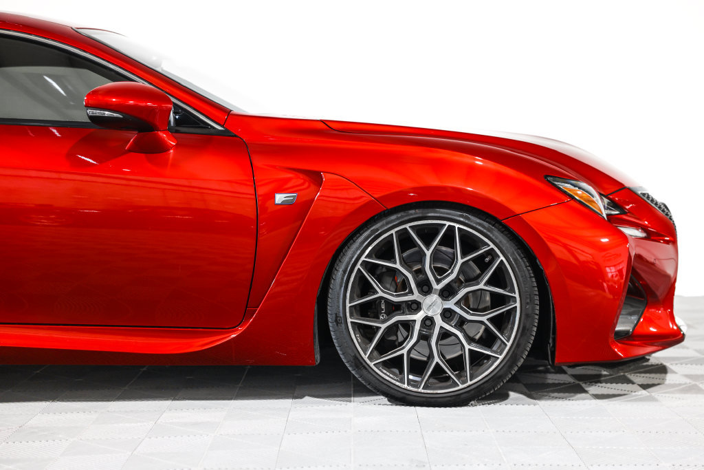 Used 2015 Lexus RC F w/ Premium Package RWD image 3