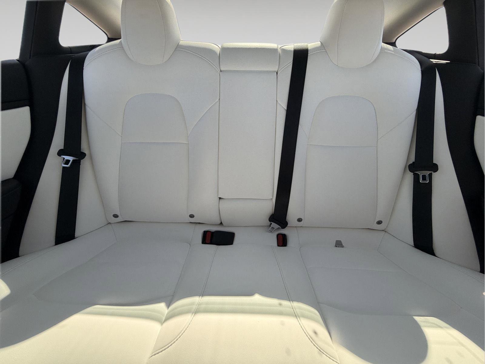 Used 2020 Tesla Model 3 Performance image 19