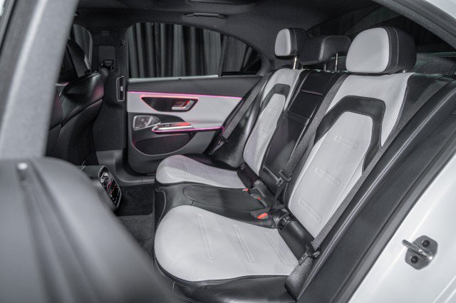 New 2026 Mercedes-Benz E 53 AMG e 4MATIC Sedan image 12
