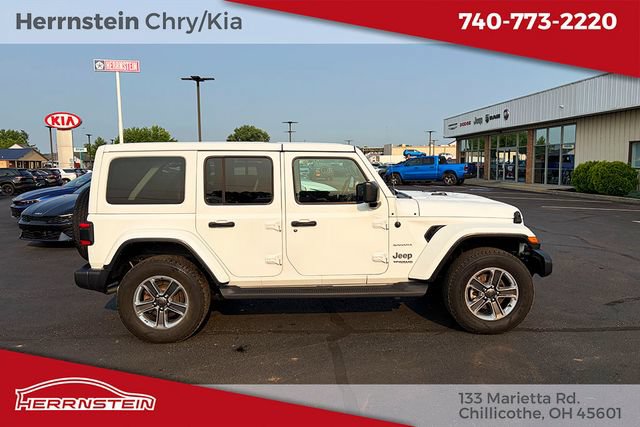 Used 2022 Jeep Wrangler Unlimited Sahara w/ LED Lighting Group AWD/4WD image 28