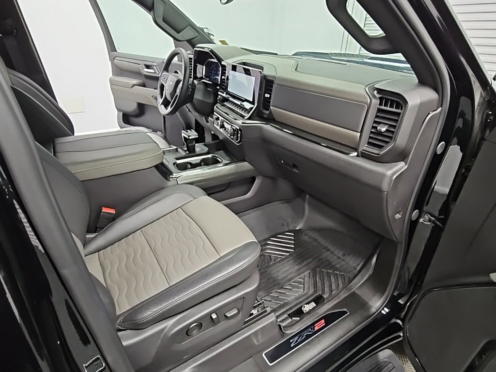 Used 2024 Chevrolet Silverado 1500 ZR2 w/ ZR2 Bison Edition image 41