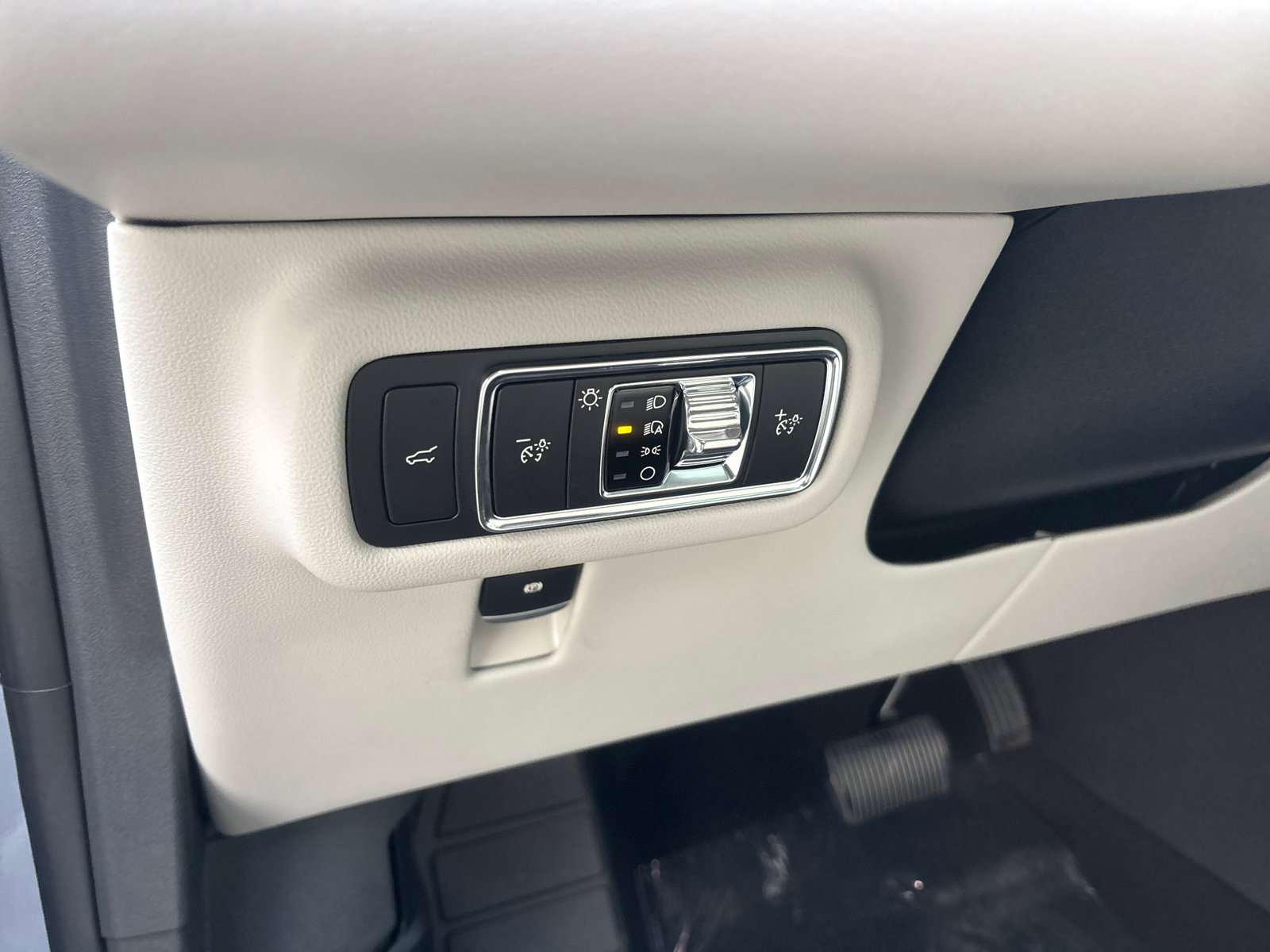 New 2026 Lincoln Nautilus Reserve image 14