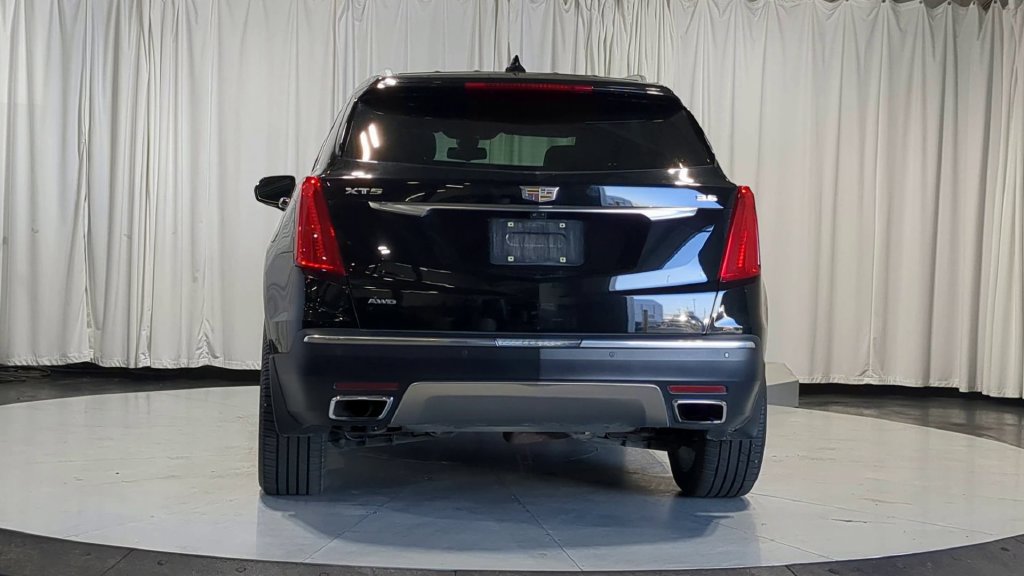 Used 2019 Cadillac XT5 Platinum AWD/4WD image 9