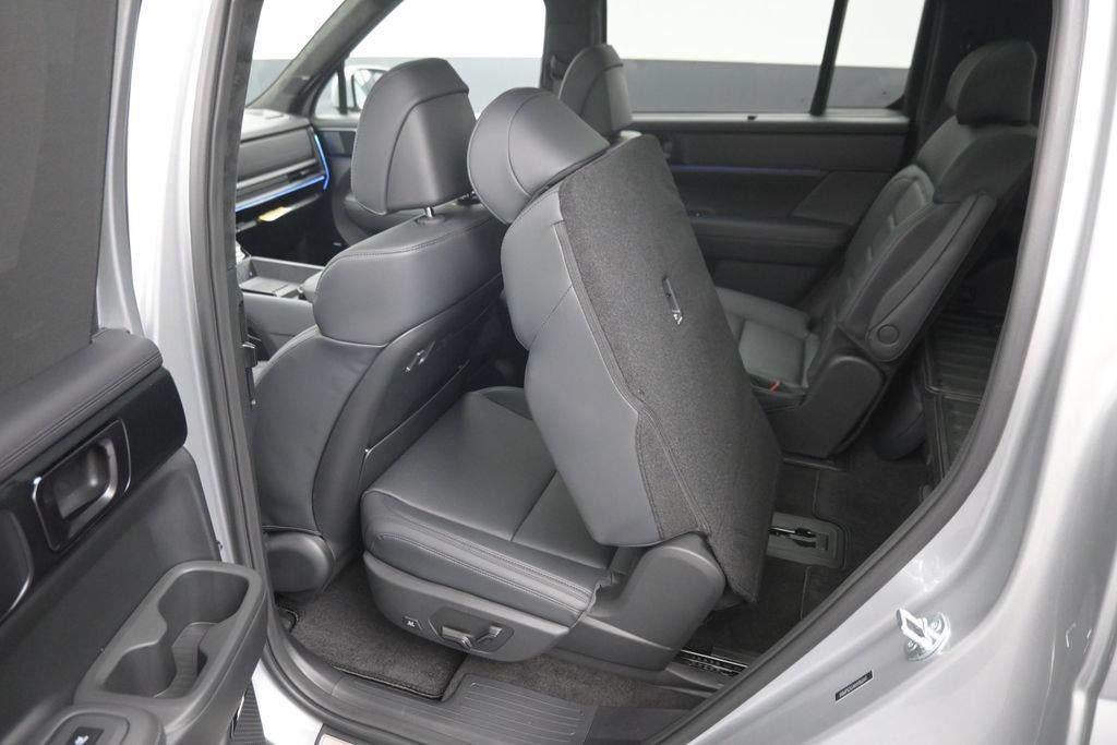 New 2027 Hyundai Santa Fe Calligraphy AWD/4WD image 31