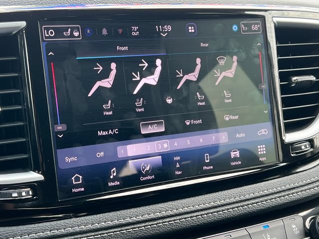 Used 2024 Chrysler Pacifica Limited FWD image 28