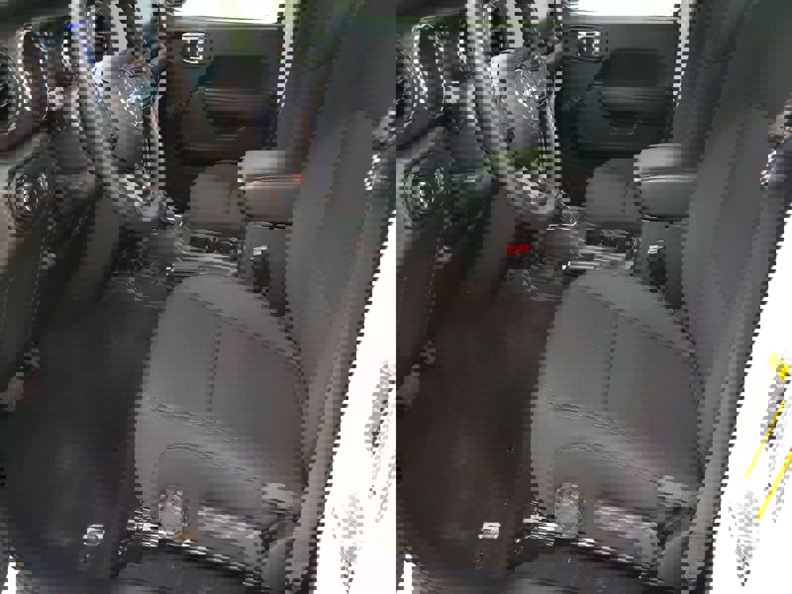 Used 2023 Jeep Gladiator Sport image 16