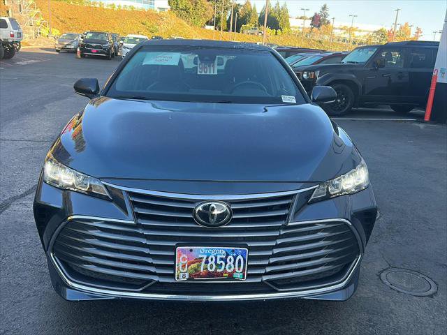 Certified 2022 Toyota Avalon XLE w/ Moonroof Package FWD image 7