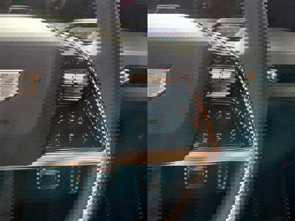 New 2026 Cadillac Vistiq Luxury image 15