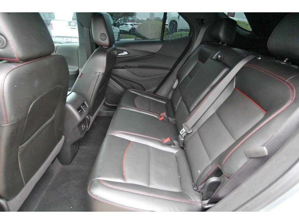 Used 2023 Chevrolet Equinox RS w/ RS Leather Package FWD image 7