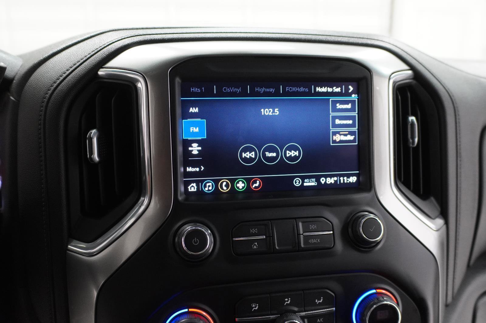 Used 2020 Chevrolet Silverado 1500 RST w/ Texas Edition AWD/4WD image 22