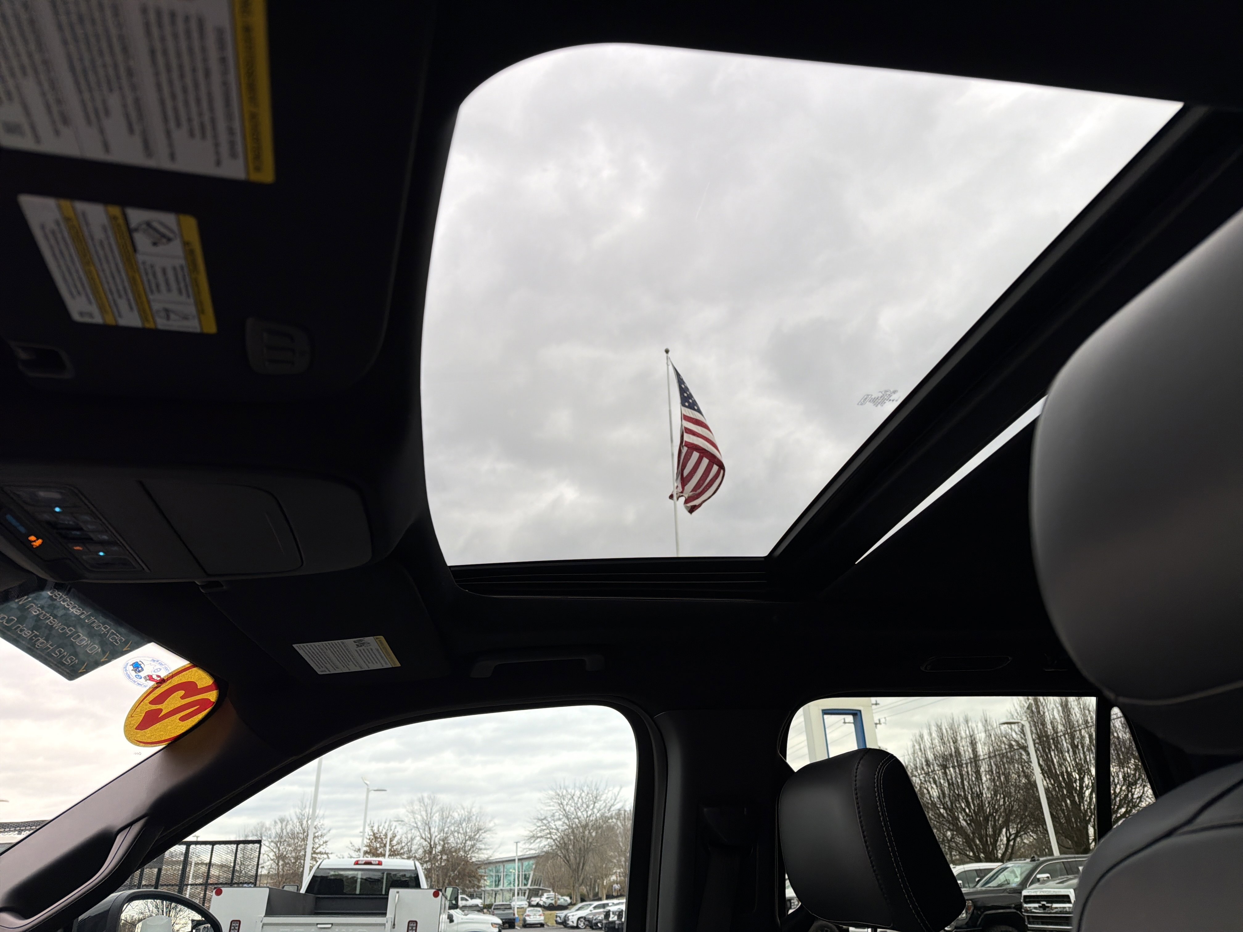 Used 2025 Ford Expedition Max Platinum w/ Stealth Appearance Package image 28