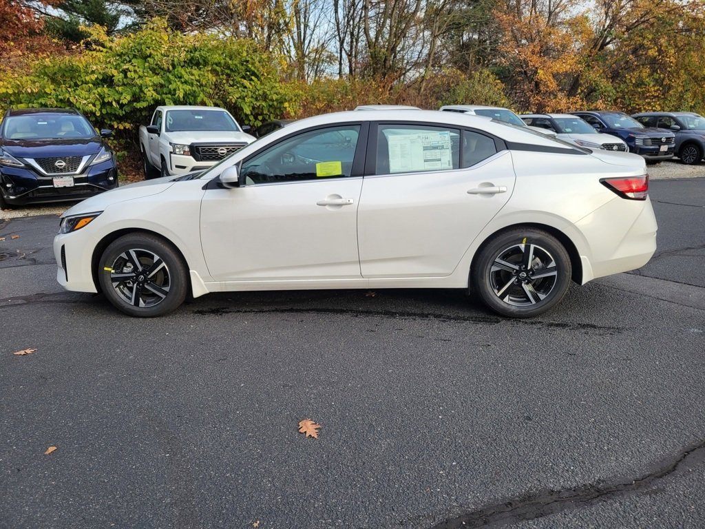 New 2025 Nissan Sentra SV w/ Trunk Package image 2