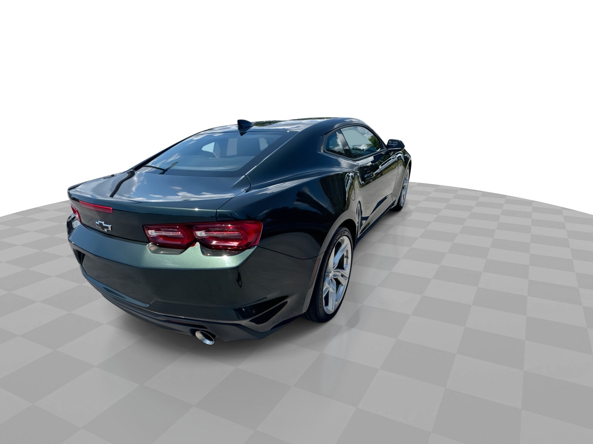 Used 2020 Chevrolet Camaro LT RWD image 8