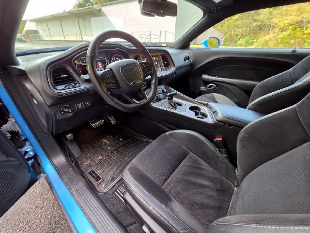 Used 2023 Dodge Challenger R/T w/ Plus Package RWD image 15