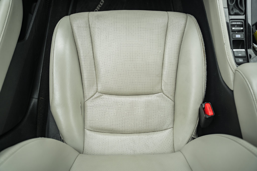 Used 2024 Honda Accord Touring image 31