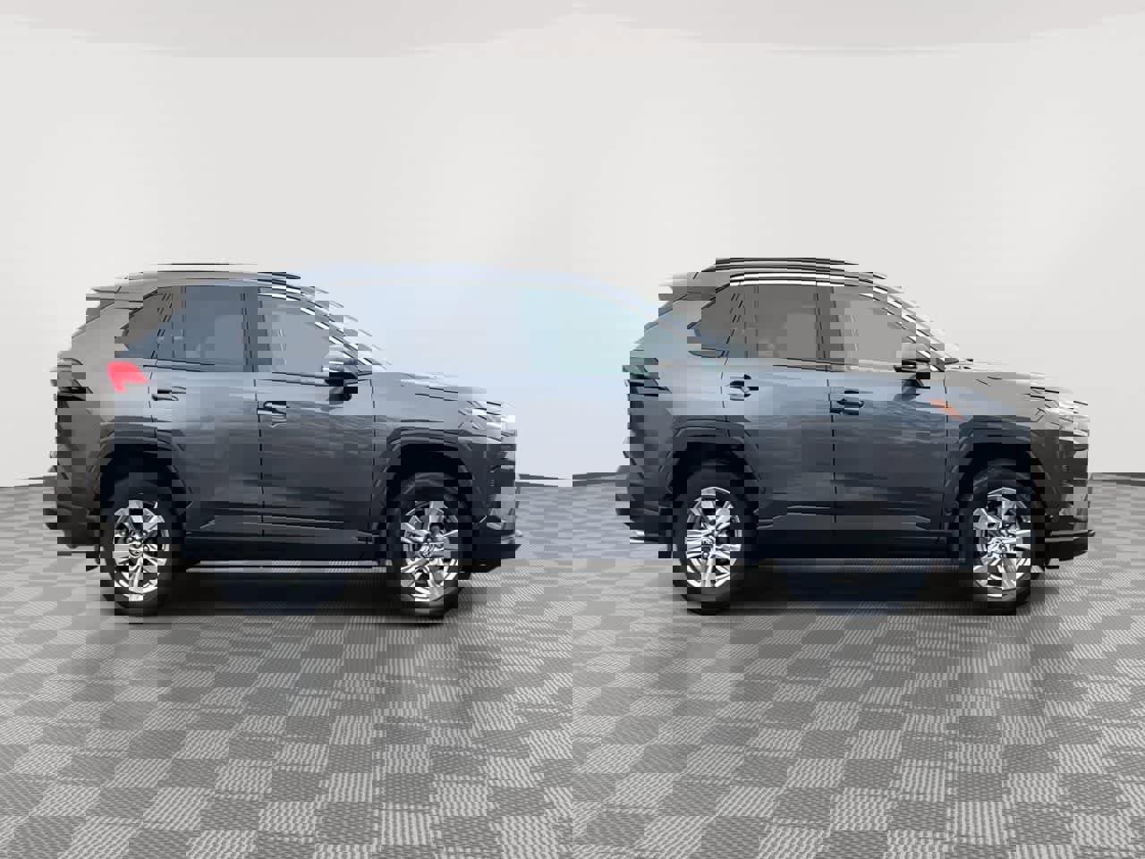 Used 2023 Toyota RAV4 XLE image 9