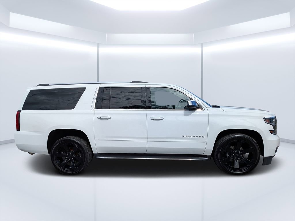 Used 2017 Chevrolet Suburban Premier image 2