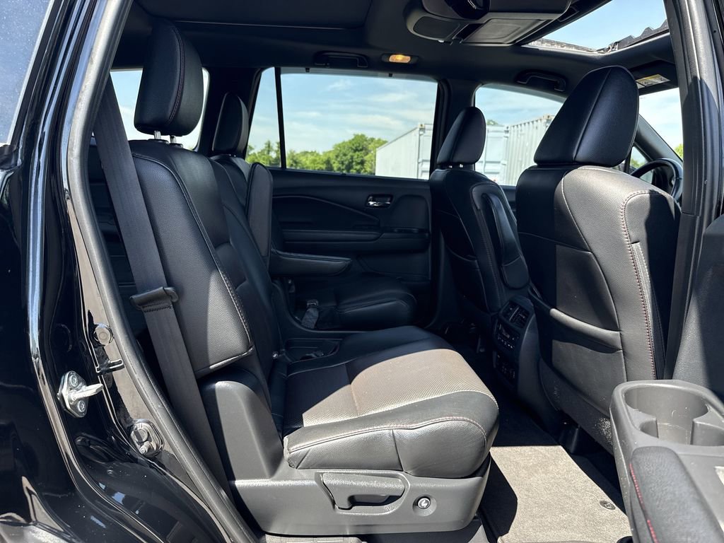 Used 2020 Honda Pilot Black Edition image 38