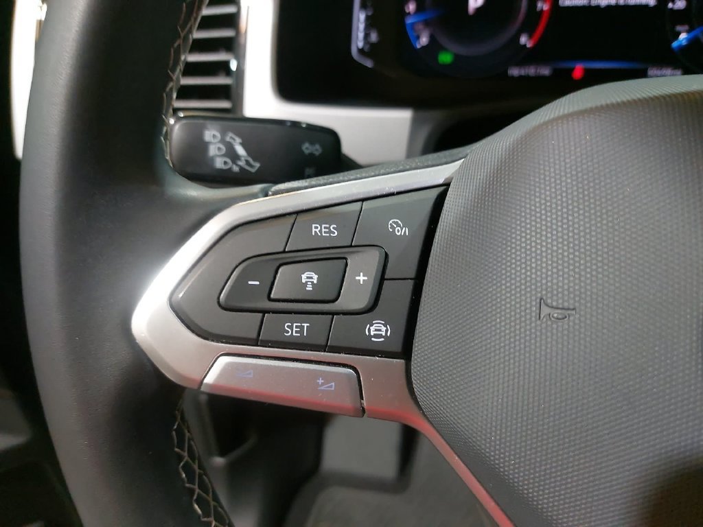 Used 2023 Volkswagen Atlas SE w/ Panoramic Sunroof Package AWD/4WD image 18