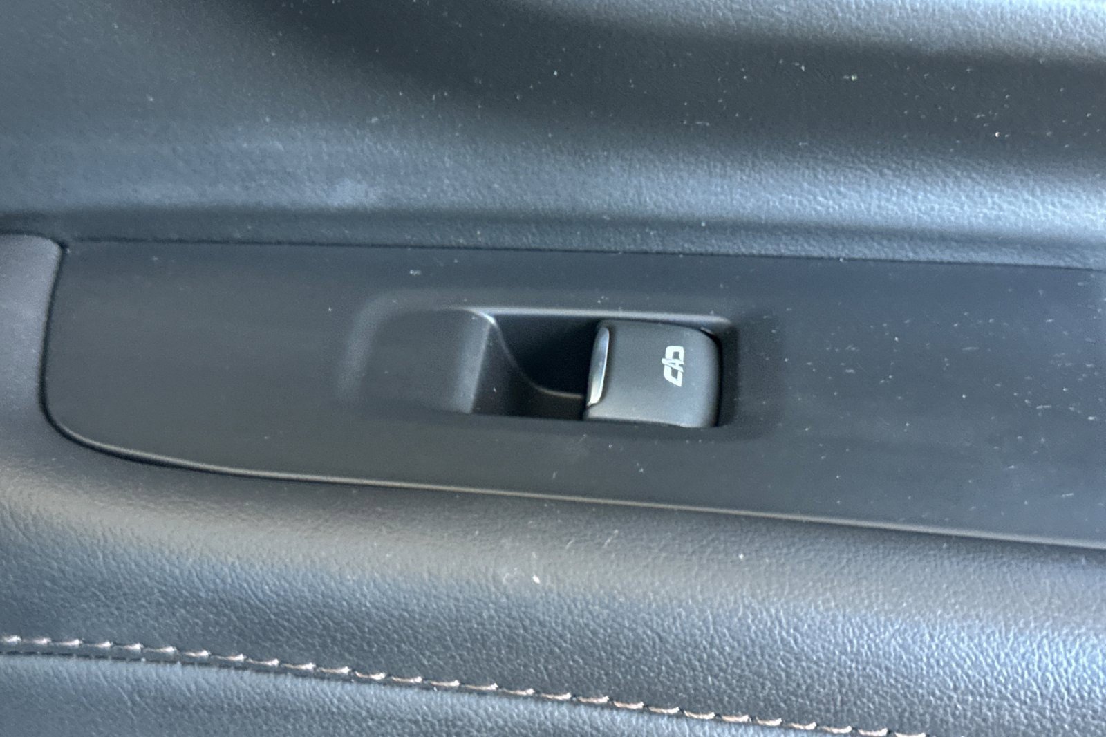 Used 2024 Chevrolet Tahoe High Country w/ Premium Package image 21