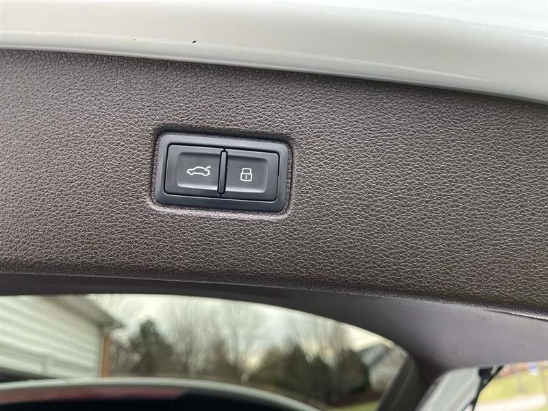 Used 2019 Audi Q7 2.0T Premium Plus w/ Premium Plus Package image 79