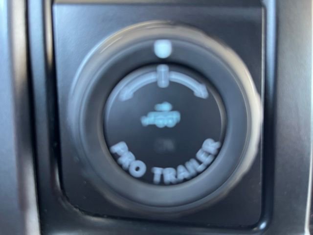 Used 2024 Ford F150 Lariat w/ FX4 Off-Road Package image 23