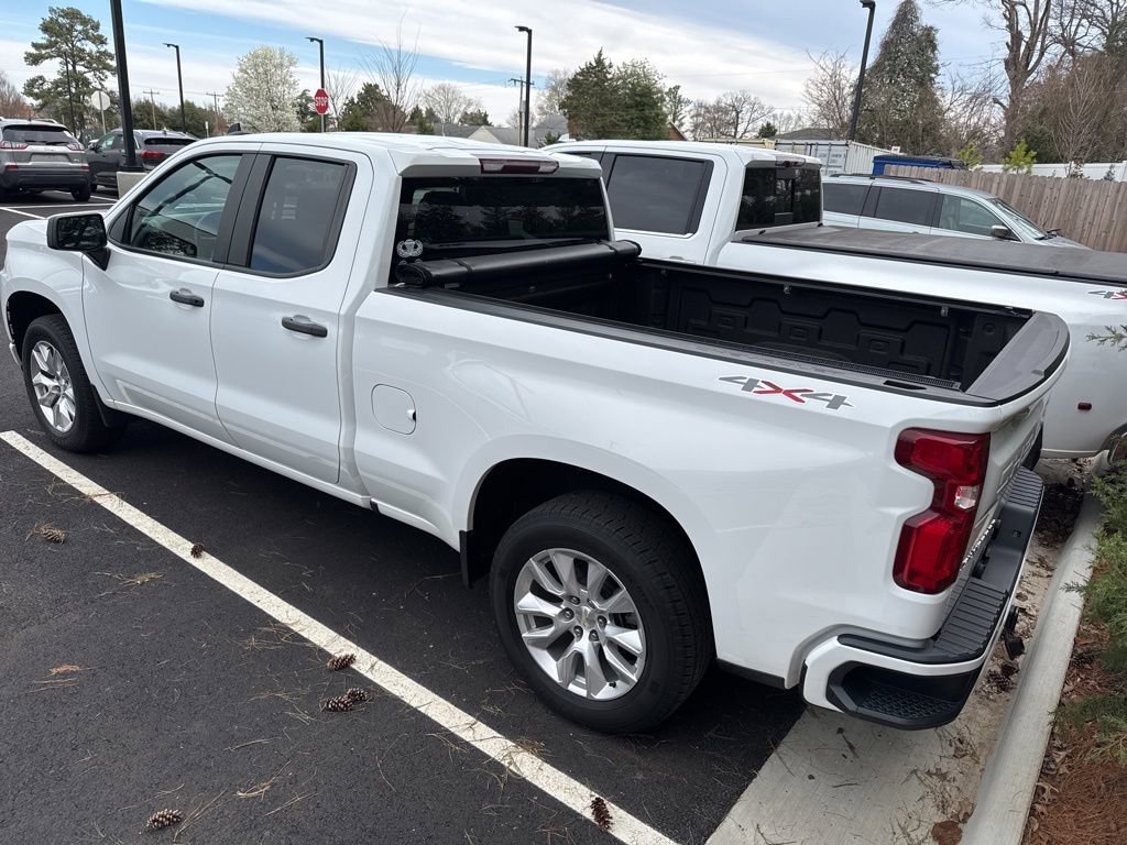 Used 2021 Chevrolet Silverado 1500 Custom image 4