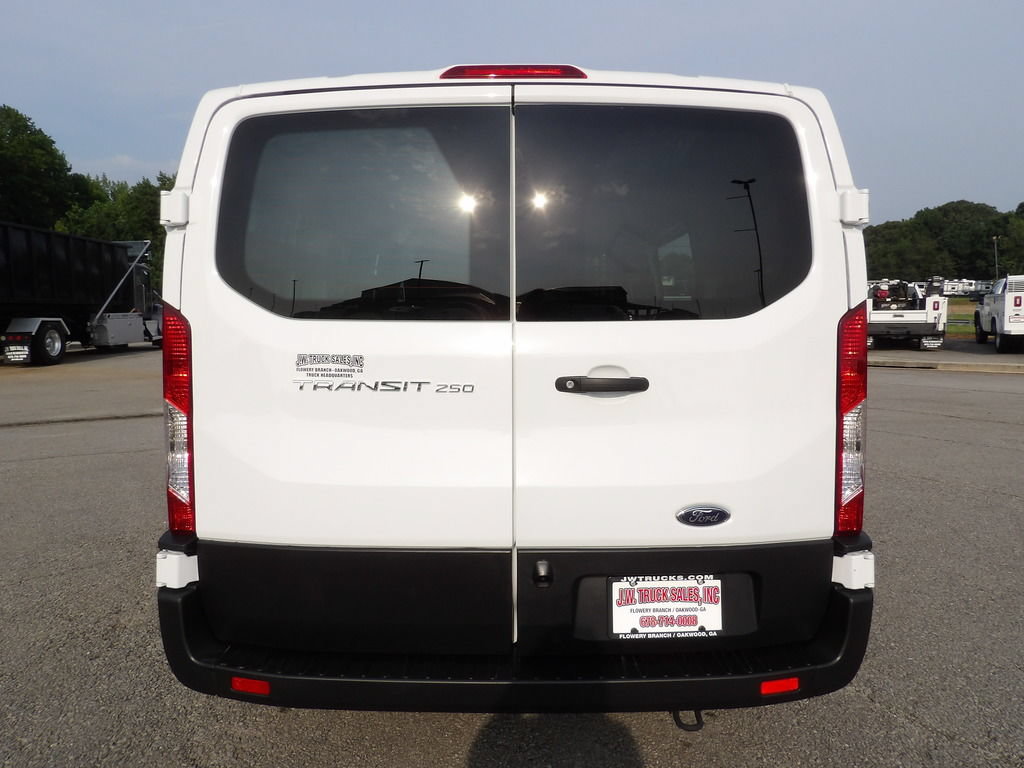Used 2025 Ford Transit 250 Low Roof w/ Exterior Upgrade Package RWD image 6