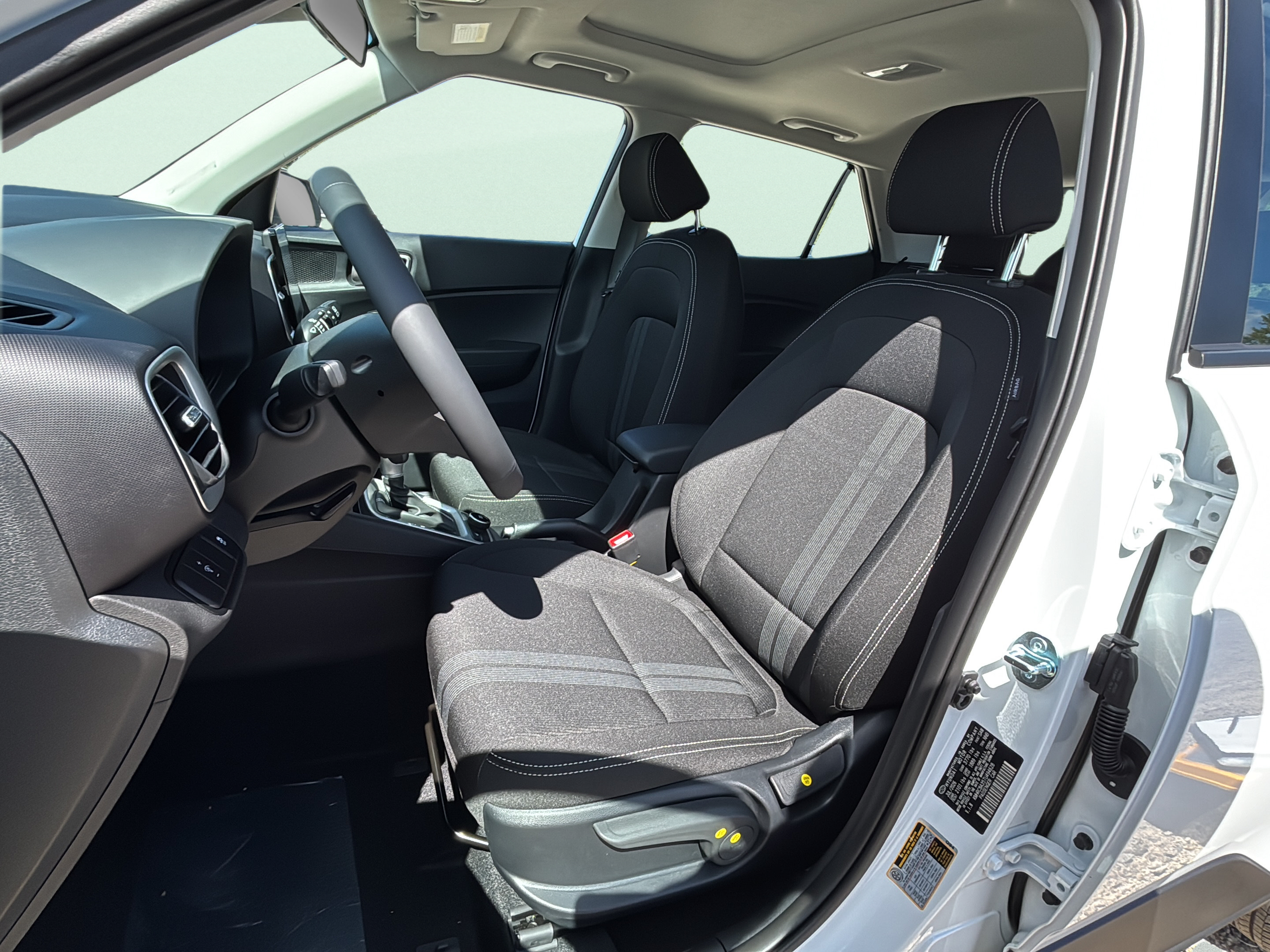 New 2026 Hyundai Venue SEL FWD image 20