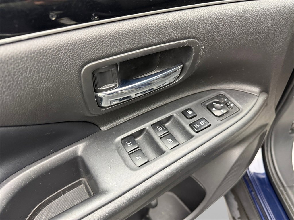 Used 2020 Mitsubishi Outlander SE image 14