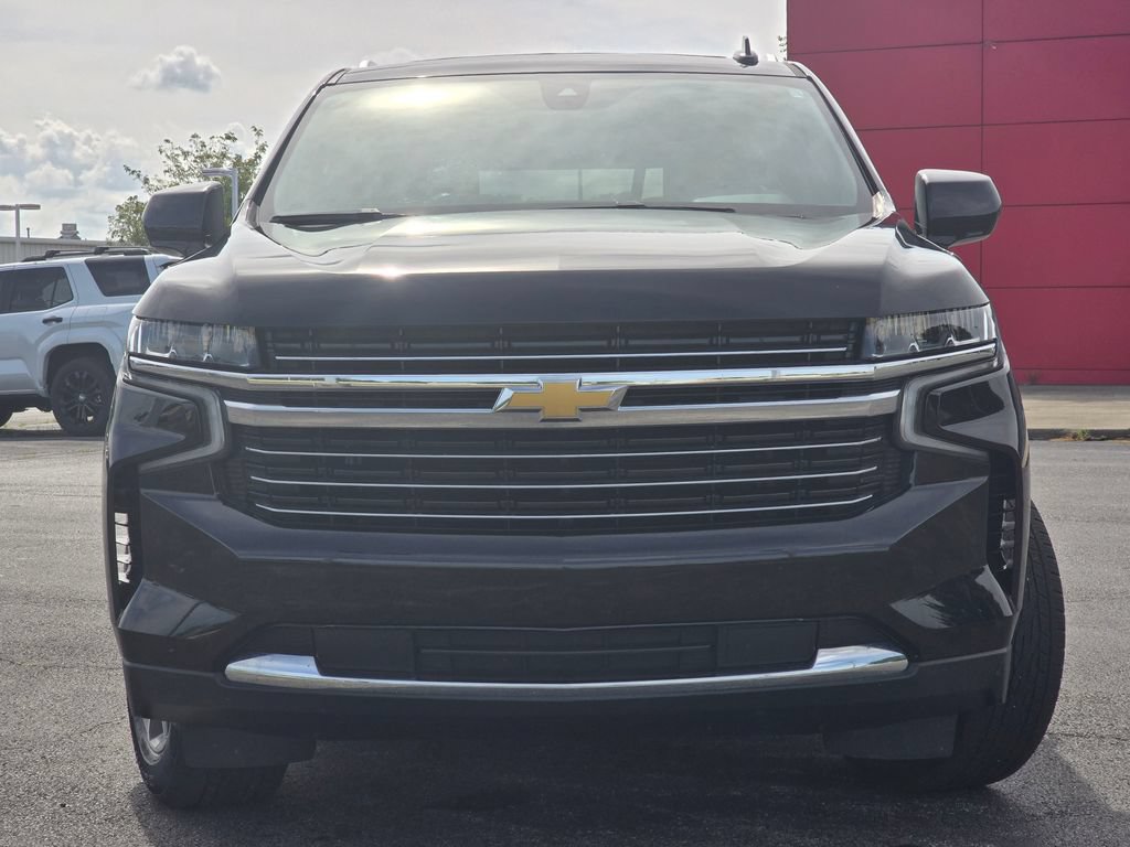 Used 2021 Chevrolet Suburban LT w/ Rear Media and Nav Package AWD/4WD image 13