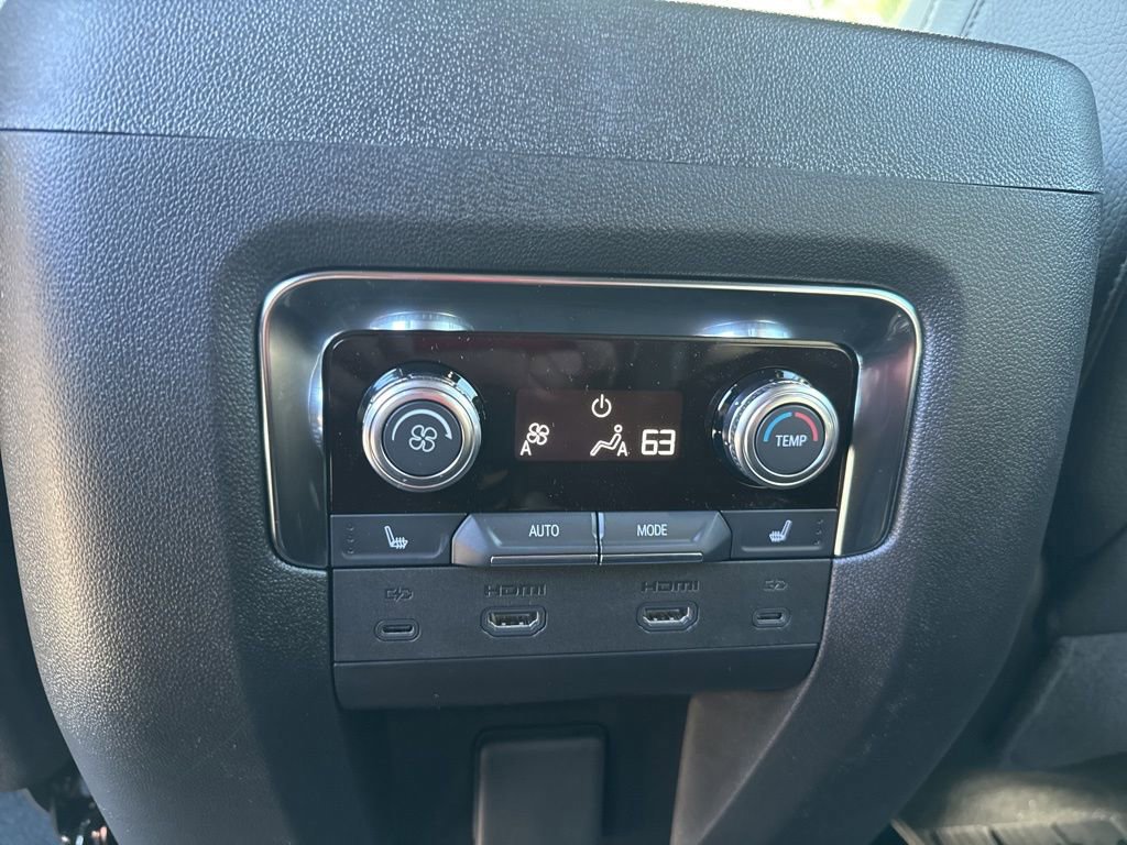 New 2025 GMC Yukon XL Denali w/ Denali Reserve Package image 58