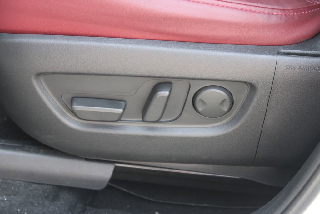 Used 2025 MAZDA CX-70 Plug-In Hybrid w/ Premium Plus image 18