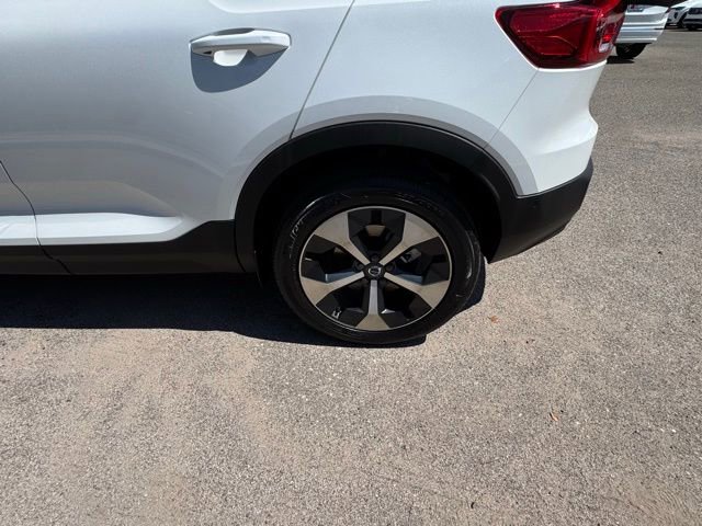 New 2026 Volvo XC40 B5 Plus w/ Protection Package Premier AWD/4WD image 10