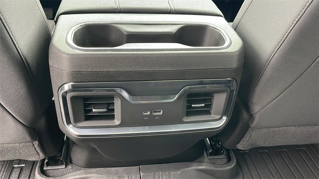 New 2026 GMC Sierra 1500 Elevation image 17