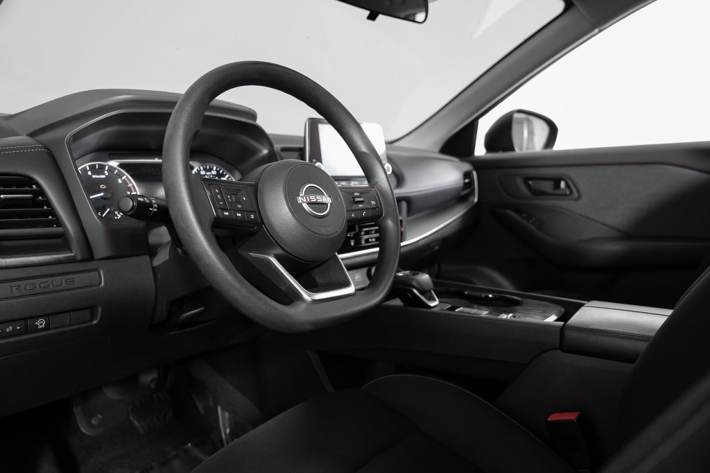 Used 2023 Nissan Rogue S FWD image 24