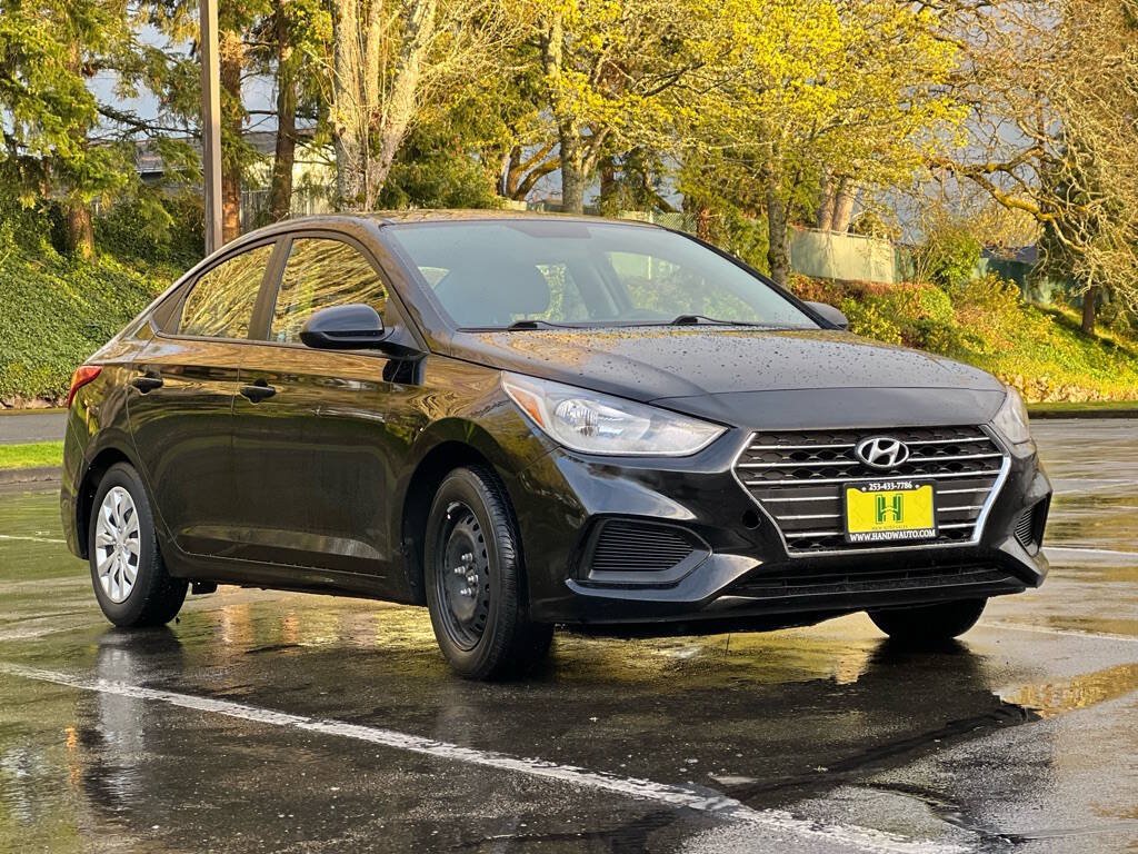 Used 2021 Hyundai Accent SE FWD image 7