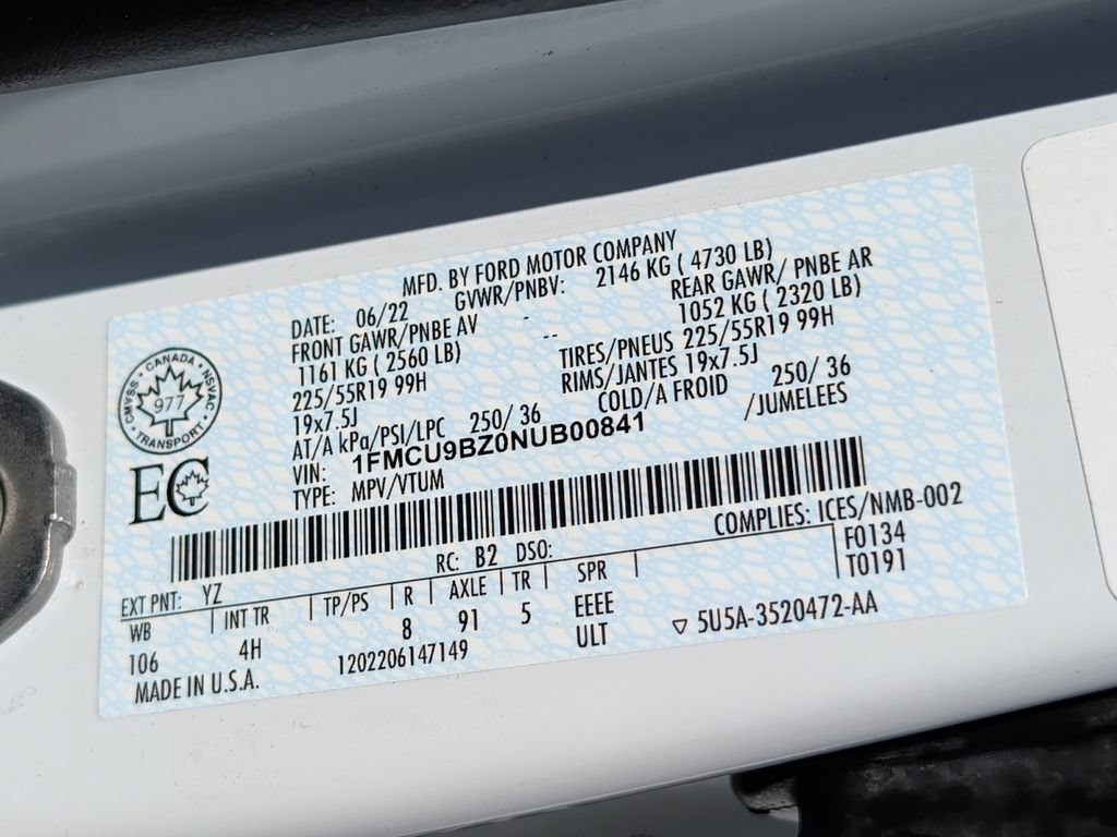 Used 2022 Ford Escape SE w/ SE Sport Appearance Package AWD/4WD image 40