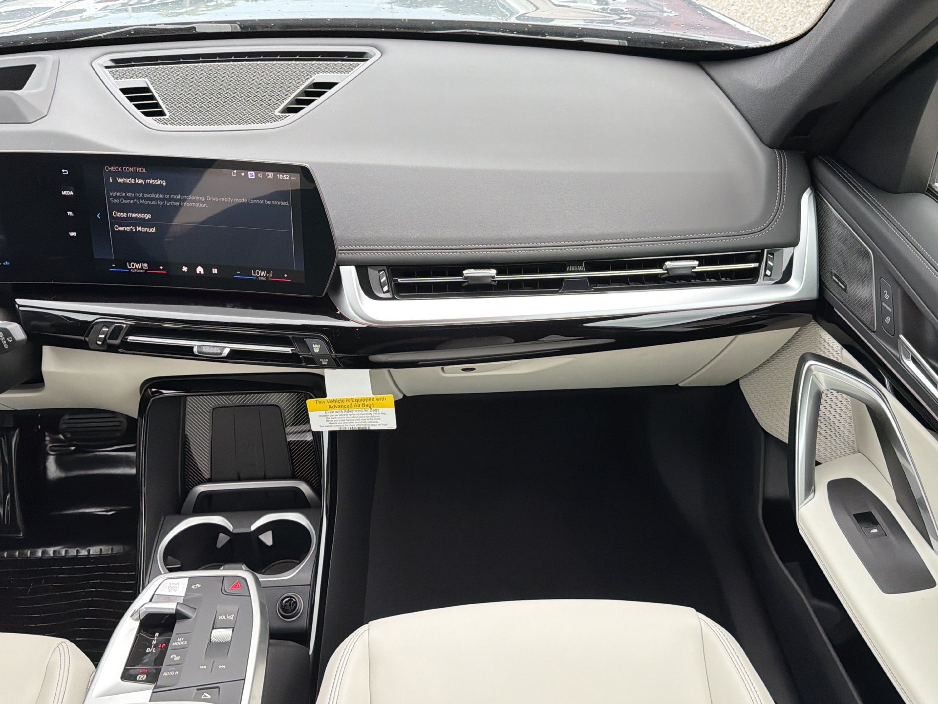 New 2026 BMW X1 xDrive28i AWD/4WD image 17